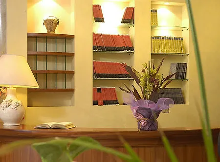 Derby Hotel 3*